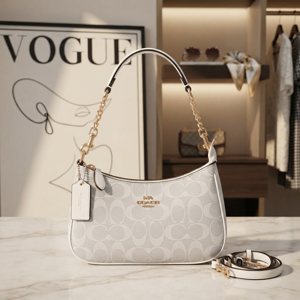 Vezmora Coach Signature White Jacquard Chain Shoulder Bag - Vezmora