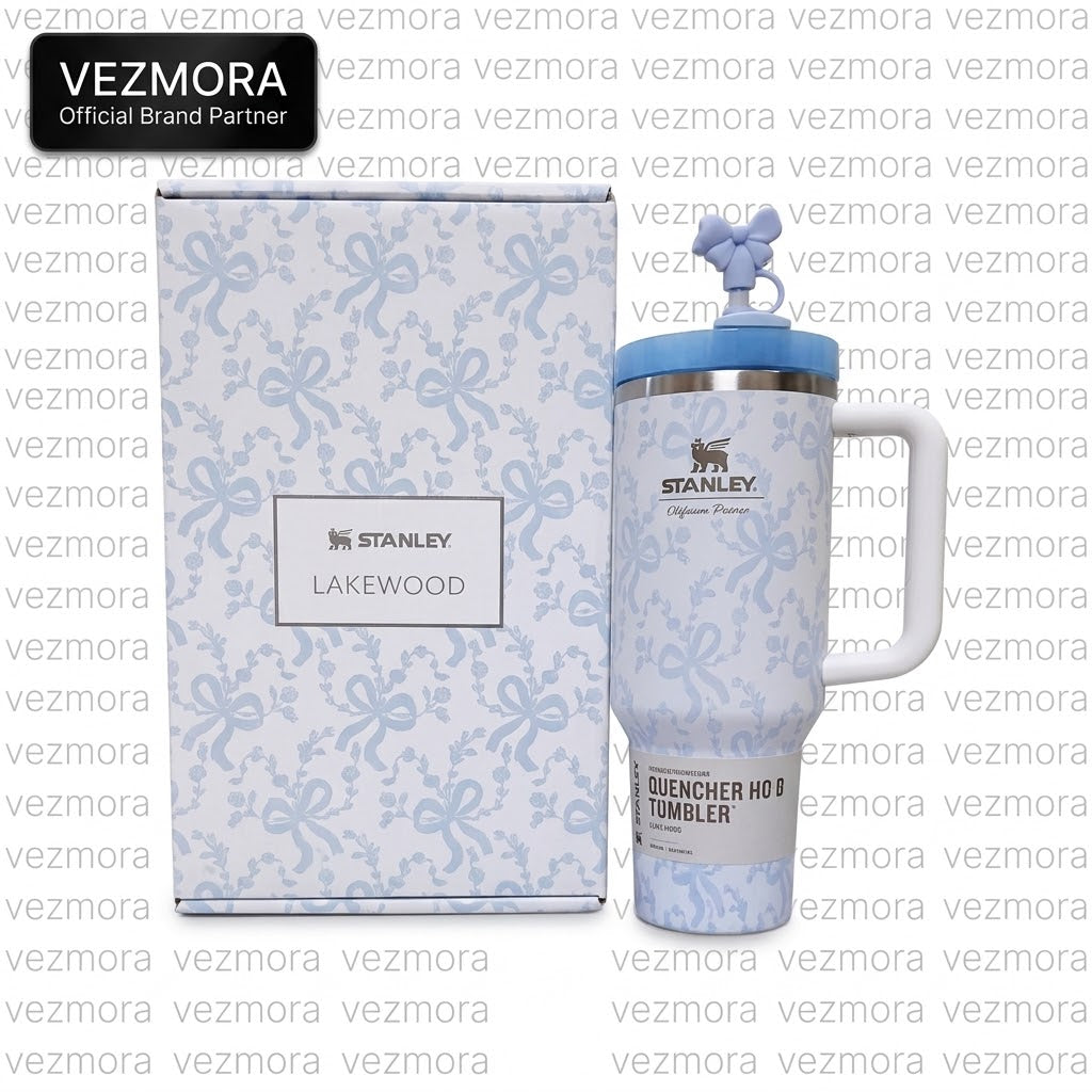 VEZmora Stanley x LoveShackFancy Insulated Stainless Steel Quencher H2.0 FlowState Tumbler with Straw and Gift Box, Blue Bows